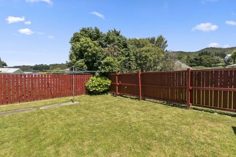 Photo of property in 303 Wellington Road, Wainuiomata, Lower Hutt, 5014