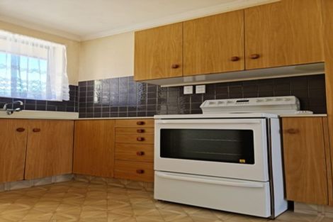 Photo of property in 2/72 Springs Road, Hornby, Christchurch, 8042