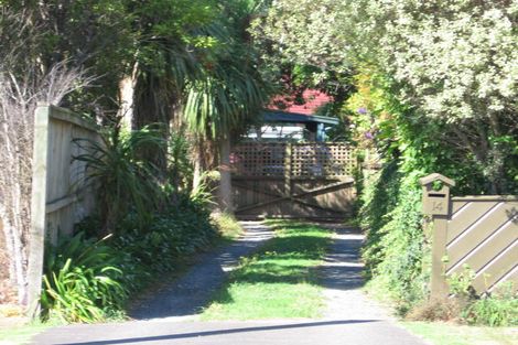 Photo of property in 14 Cleve Road, Green Bay, Auckland, 0604