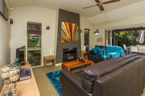 Photo of property in 58 English Oak Drive, Schnapper Rock, Auckland, 0632