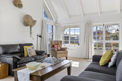 Photo of property in 26 Aubrey Crescent, Rainbow Point, Taupo, 3330