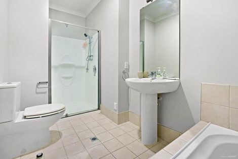 Photo of property in 11/44 Carlos Drive, Flat Bush, Auckland, 2016