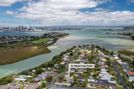 Photo of property in 40 Ngataringa Road, Devonport, Auckland, 0624