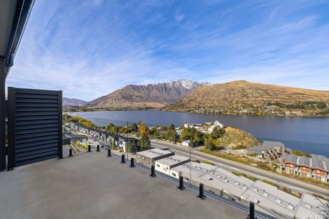 Photo of property in 11 Highlands Close, Queenstown, 9300