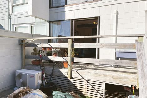 Photo of property in 33u3 Frankmoore Avenue, Johnsonville, Wellington, 6037