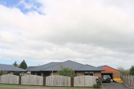 Photo of property in 16 Loveridge Place, Morrinsville, 3300