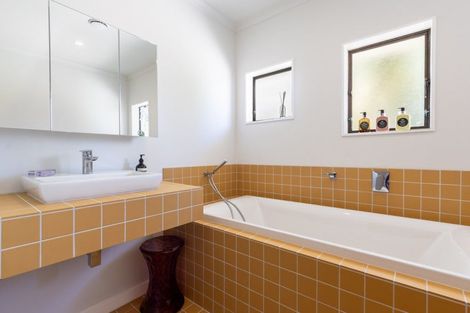 Photo of property in 15 Alexander Road, Raumati Beach, Paraparaumu, 5032