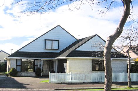 Photo of property in 5 Mcarthur Street, Terrace End, Palmerston North, 4410