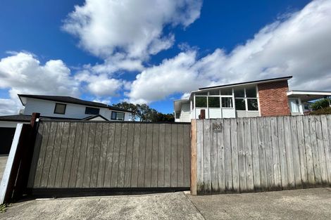Photo of property in 203 Don Buck Road, Massey, Auckland, 0614