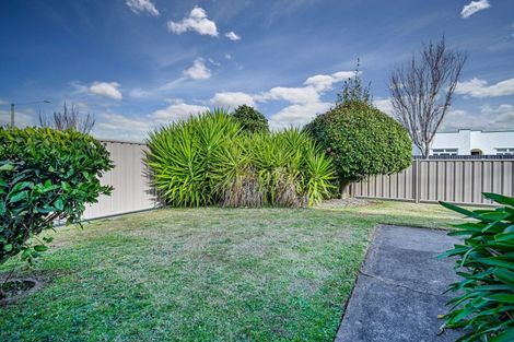 Photo of property in 302f3 Sylvan Road, Parkvale, Hastings, 4122
