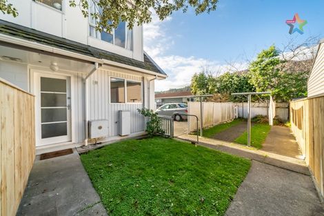 Photo of property in 6d Flock Grove, Fairfield, Lower Hutt, 5011