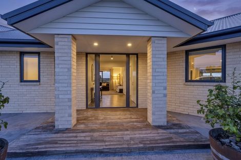 Photo of property in 48 Tupelo Place, Swannanoa, Rangiora, 7476