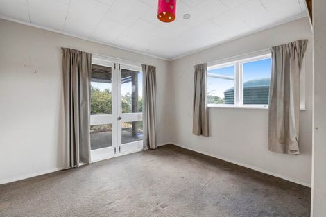 Photo of property in 21 Matai Road, Stanmore Bay, Whangaparaoa, 0932