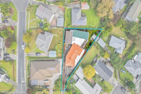 Photo of property in 1 Edgewood Way, Henderson, Auckland, 0612