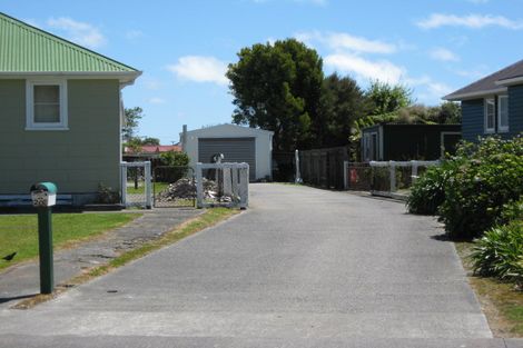 Photo of property in 20-20a Colvin Street, Westport, 7825