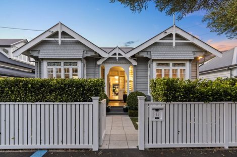 Photo of property in 23 Cheltenham Road, Devonport, Auckland, 0624