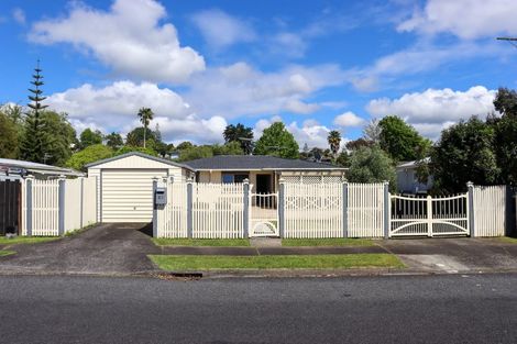 Photo of property in 43 Kamara Road, Glen Eden, Auckland, 0602