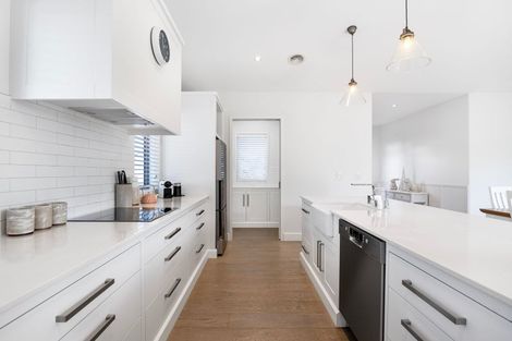 Photo of property in 1 Astelia Lane, Papamoa Beach, Papamoa, 3118