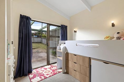 Photo of property in 233 Vipond Road, Stanmore Bay, Whangaparaoa, 0932
