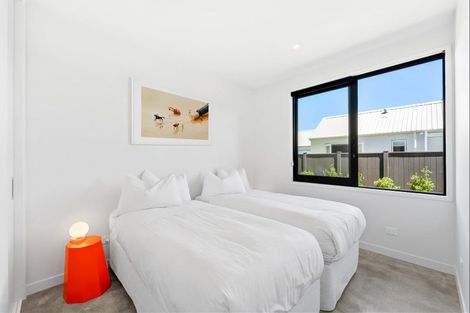 Photo of property in 7 Kewini Grove, Matakana, 0985