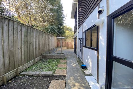 Photo of property in 21f4 Rotoiti Street, Johnsonville, Wellington, 6037