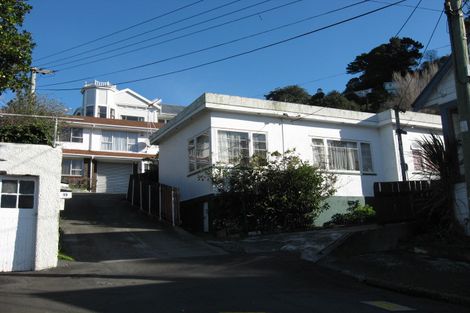 Photo of property in 3/13b Upper Bourke Street, Kilbirnie, Wellington, 6022