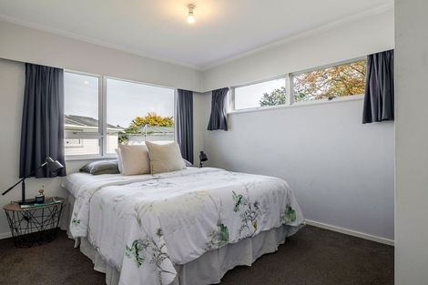 Photo of property in 107 Ruamahanga Crescent, Terrace End, Palmerston North, 4410