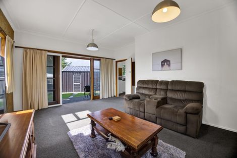 Photo of property in 51 Union Street, Hawera, 4610