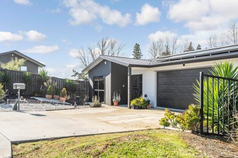 Photo of property in 5 Kairoa Court, Tuakau, 2121