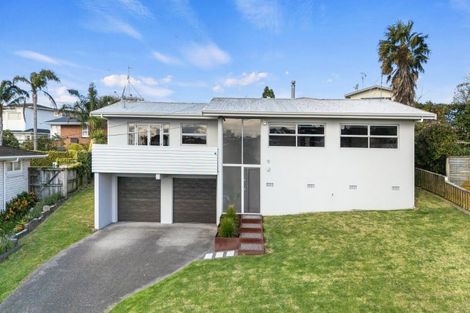 Photo of property in 28 Andrew Place, Otumoetai, Tauranga, 3110