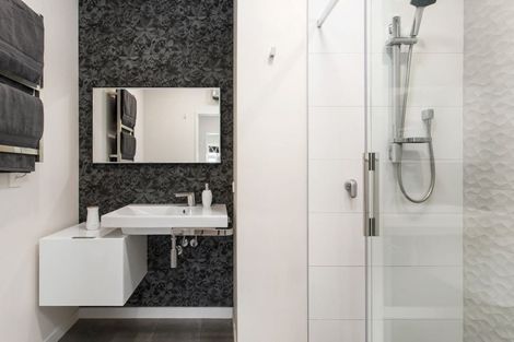 Photo of property in 32 Koromiko Street, Saint Martins, Christchurch, 8022