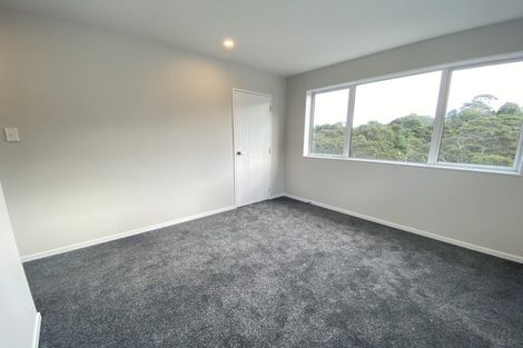 Photo of property in 35 Kaimai Avenue, Massey, Auckland, 0614