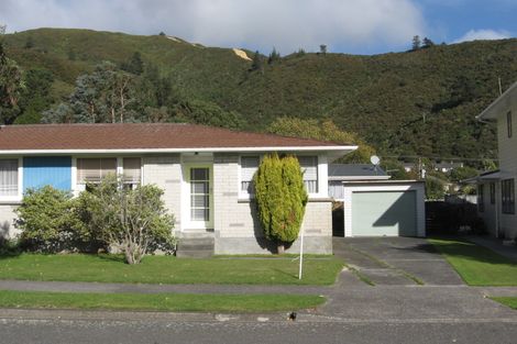 Photo of property in 9a Helvetia Grove, Naenae, Lower Hutt, 5011