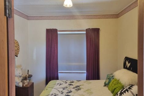 Photo of property in 60 Wylam Street, Waikaia, 9778