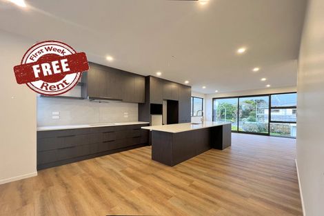 Photo of property in 3b Wilbur Place, Pakuranga Heights, Auckland, 2010