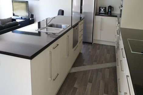 Photo of property in 9 Glenfinnon Place, Wanaka, 9305