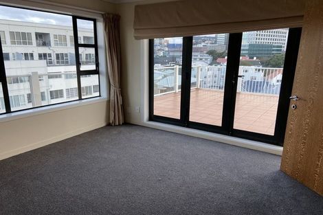 Photo of property in Endeavour Apartments, 125u6 Thorndon Quay, Pipitea, Wellington, 6011