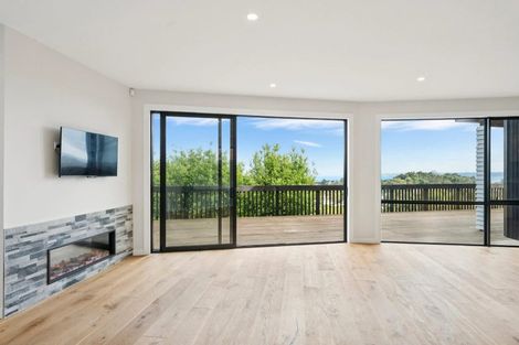 Photo of property in 645-649 South Titirangi Road, Titirangi, Auckland, 0604