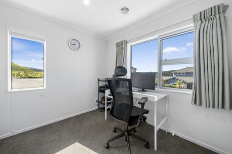 Photo of property in 29 Bickerton Rise, Churton Park, Wellington, 6037