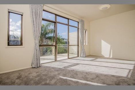 Photo of property in The Grange, 82/92 Bush Road, Albany, Auckland, 0632