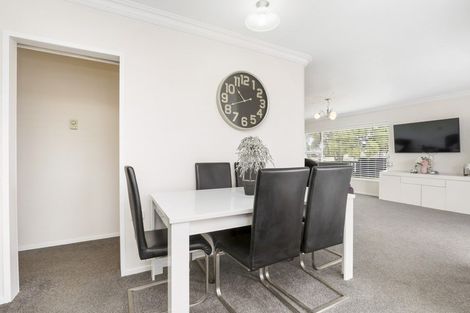 Photo of property in 102a U1 Sandwich Road, St Andrews, Hamilton, 3200