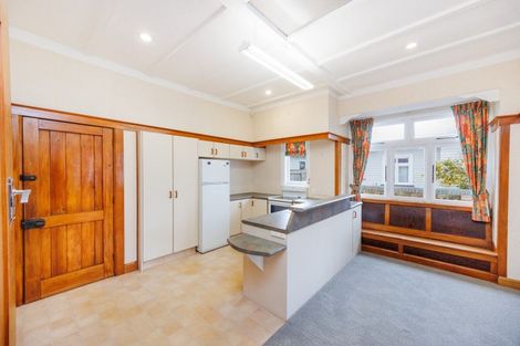 Photo of property in 19 Brightwater Terrace, Terrace End, Palmerston North, 4410