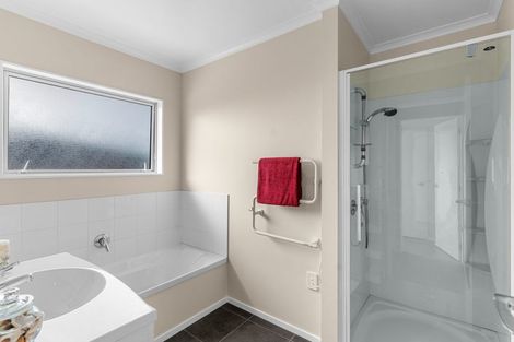 Photo of property in 12 Weka Street, Mangawhai, 0505