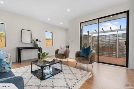 Photo of property in 10 Myland Drive, Hobsonville, Auckland, 0616