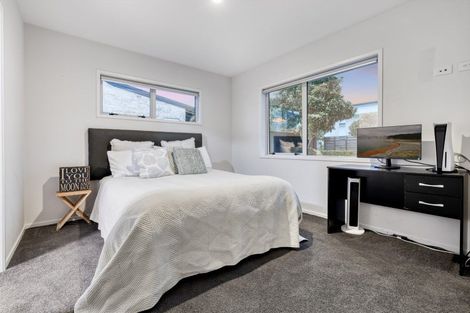 Photo of property in 36 Selliera Place, Papamoa Beach, Papamoa, 3118