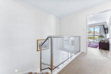 Photo of property in 20 Chatswood Grove, Chatswood, Auckland, 0626