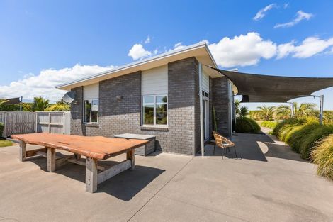 Photo of property in 138 Stent Road, Warea, New Plymouth, 4381