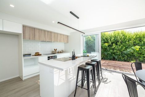 Photo of property in 9 Macrocarpa Lane, Carterton, 5713