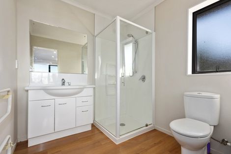 Photo of property in 55 Percy Kinsman Crescent, Riverstone Terraces, Upper Hutt, 5018