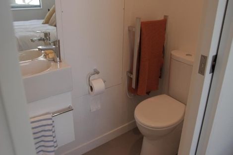 Photo of property in 24u7 Princess Terrace, Newtown, Wellington, 6021